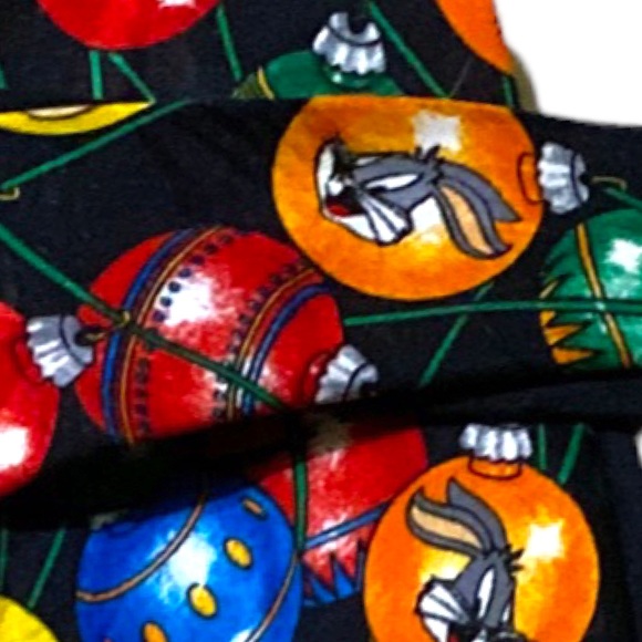 Looney Tunes Christmas Tie - Picture 6 of 8